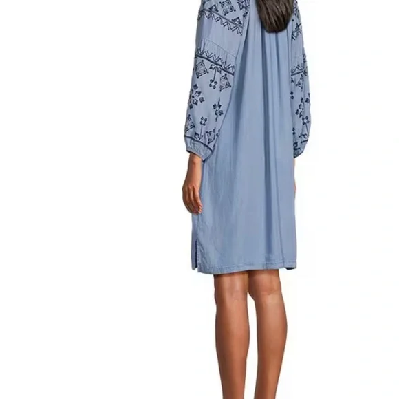 Nurture by Westbound dress, blue, size Large, 3/4 sleeves worn once, smoke free - Picture 11 of 13